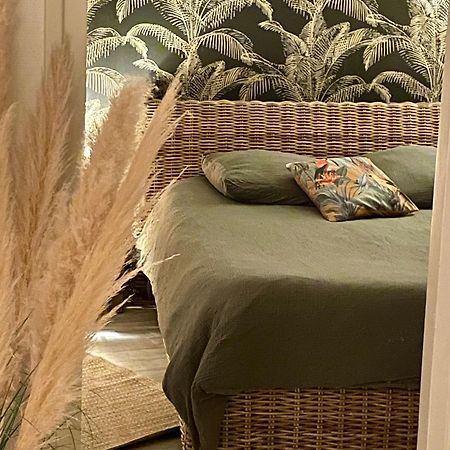 Chambre Boheme Chez Rachel Pau Exterior photo